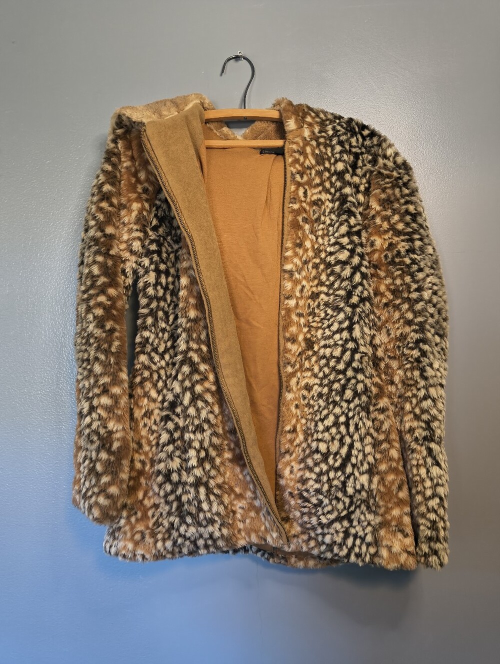 Faux Fur Zip-Up Jacket in Speckled Brown